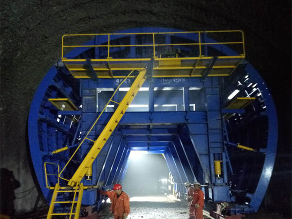 隧道襯砌臺(tái)車(chē)