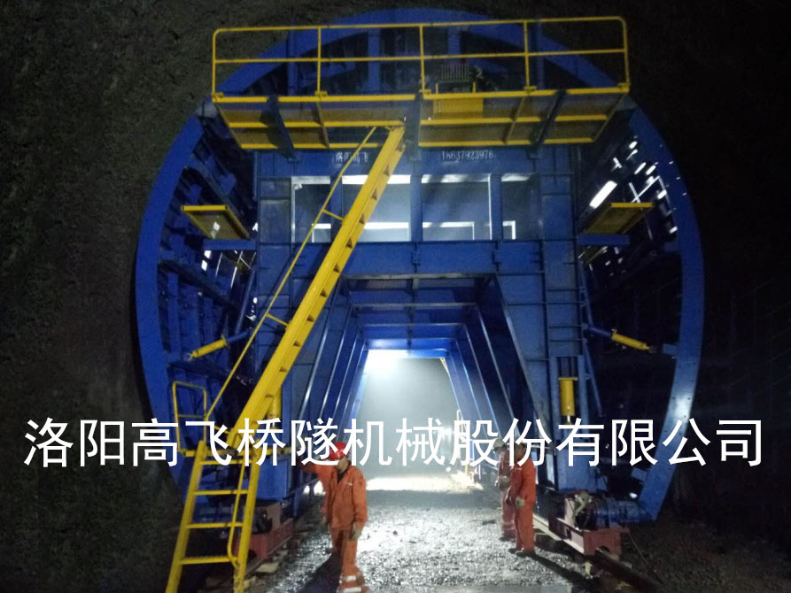 隧道二次襯砌與初襯的區(qū)別是什么？